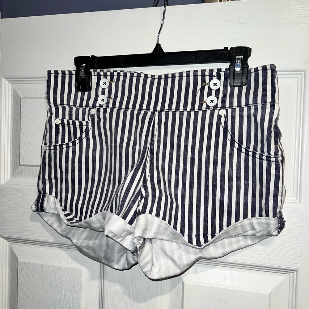 free people size 26 shorts